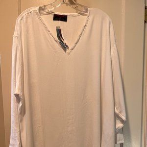 White Tienda Ho  V-neck, handkerchief bottom blouse